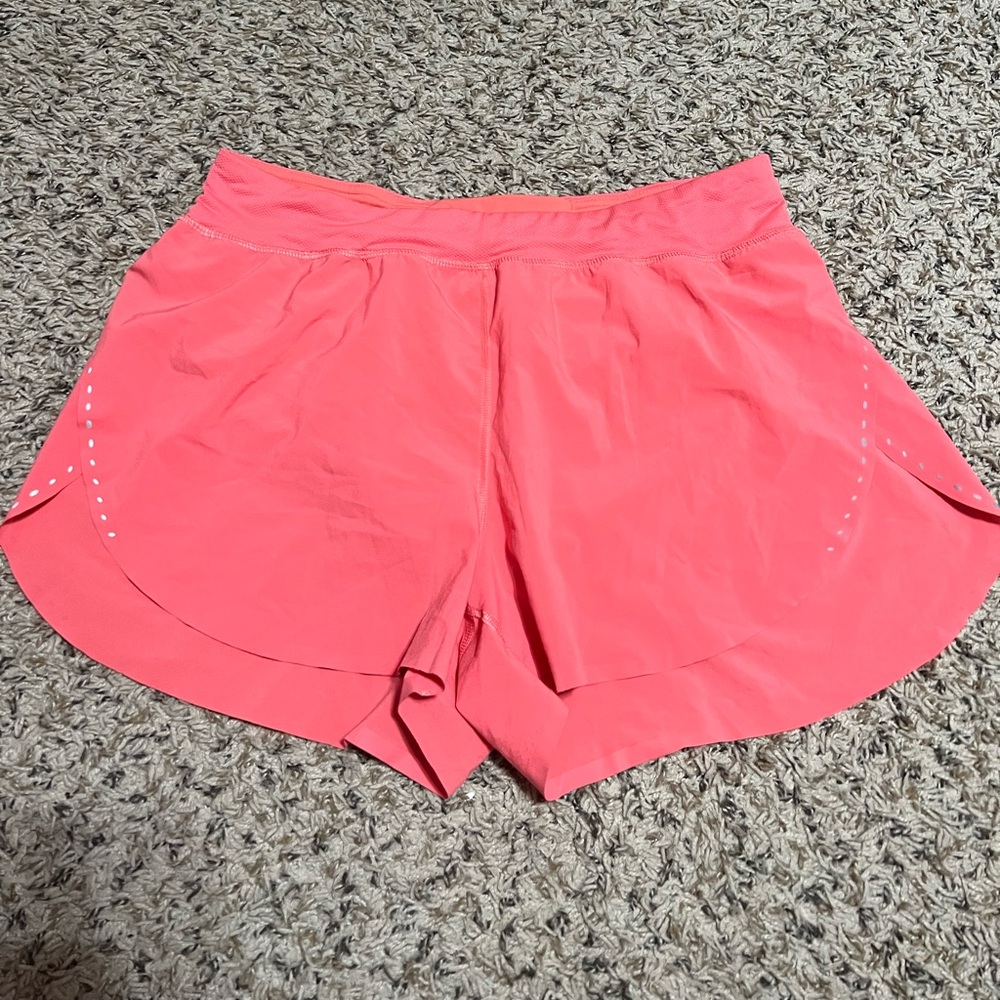 LULULEMON Find your Pace High Rise Short 3” Size 8